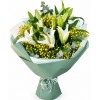 Букет из лилий и гипсофила